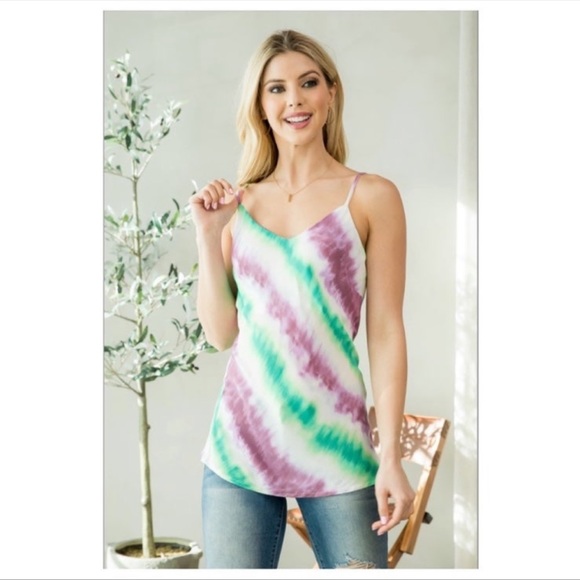 New Adorable, Comfy Lightweight V Neck Tie Dye Summer Tank Top - Picture 3 of 7